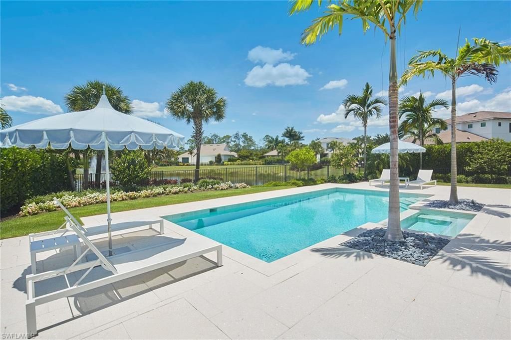 16764 Enclave Cir , Naples, FL 34110 Photo