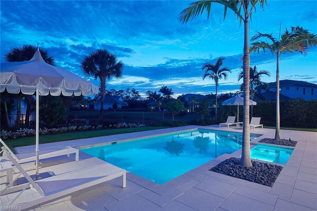 16764 Enclave Cir , Naples, FL 34110 Photo