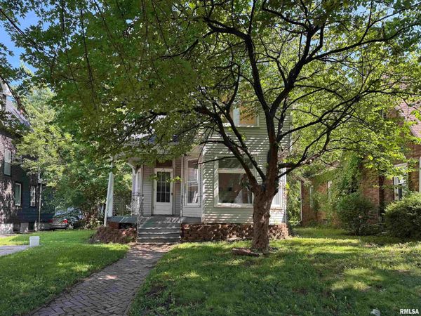 111 E ARCADIA Avenue, Peoria, IL 61603