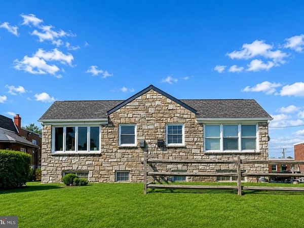 506 GLENN VALLEY DRIVE, NORRISTOWN, PA 19401