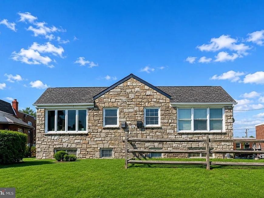 506 Glenn Valley Drive, Norristown, PA 19401 Main Photo
