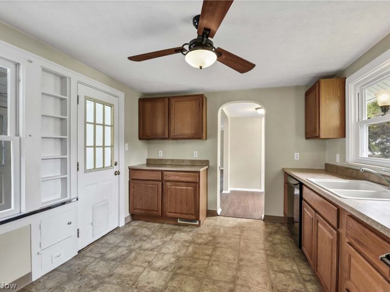 4217 W 227th Street, Fairview Park, OH 44126 Photo 15