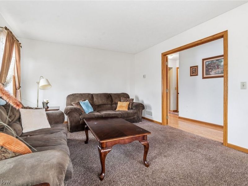 2245 Rio Grande Circle SE, Massillon, OH 44646 Photo 8