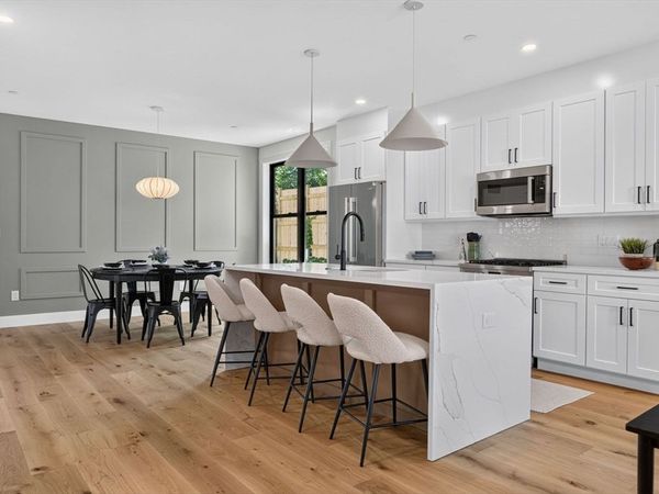 24 Spring Hill Terrace, Unit A, Somerville, MA 02143