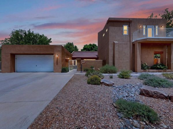 5912 Canyon Crest Place NE, Albuquerque, NM 87111