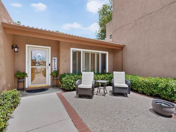5912 Canyon Crest Place NE, Albuquerque, NM 87111