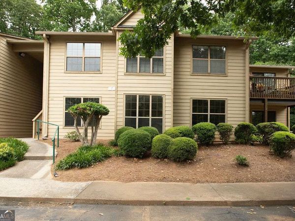 2235 Old Hamilton Place, Gainesville, GA 30507
