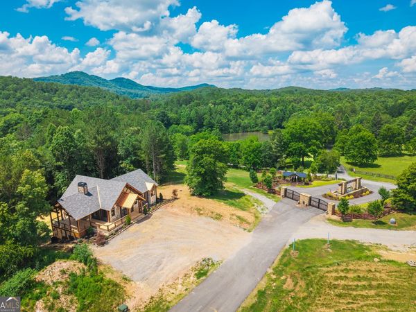 42 Waterstone Way, Mineral Bluff, GA 30559
