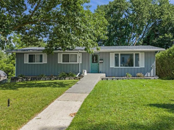 631 10th Street, Baraboo, WI 53913