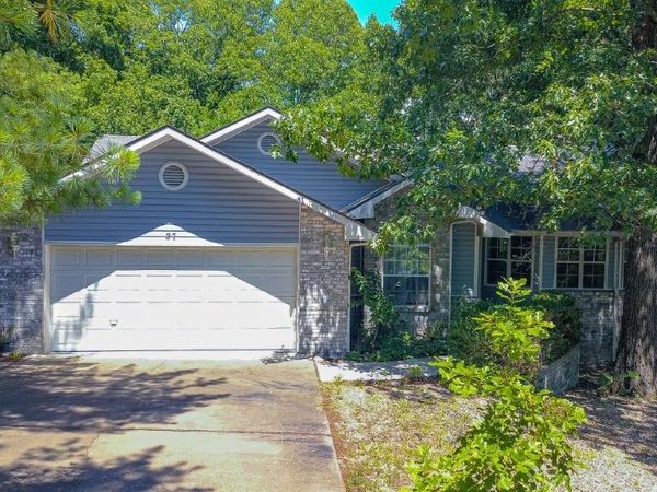 27 Quantock Hills Drive , Bella Vista, AR 72715