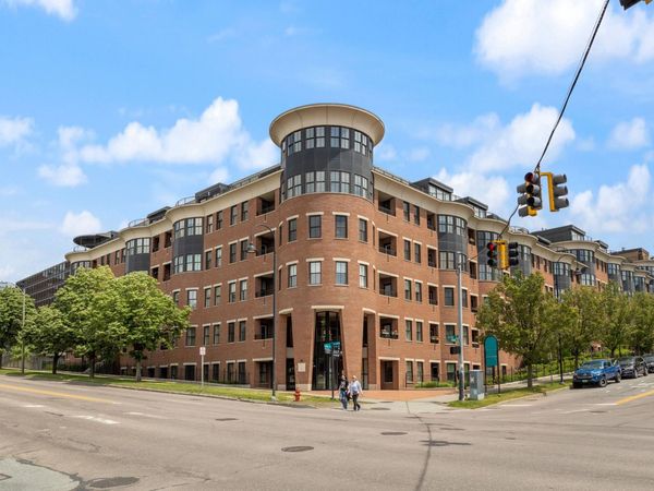 40 College Street, Unit 606, Burlington, VT 05401