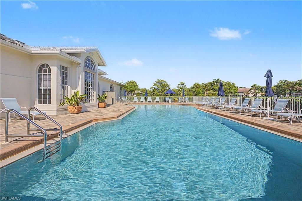 7065 Dennis Cir, Unit F103, Naples, FL 34104 Photo