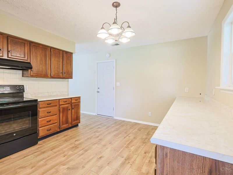 849 Hartz Drive, Lebanon, OH 45036 Photo 12