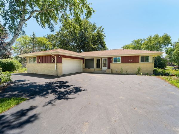 11801 W Appleton Ave, Milwaukee, WI 53224