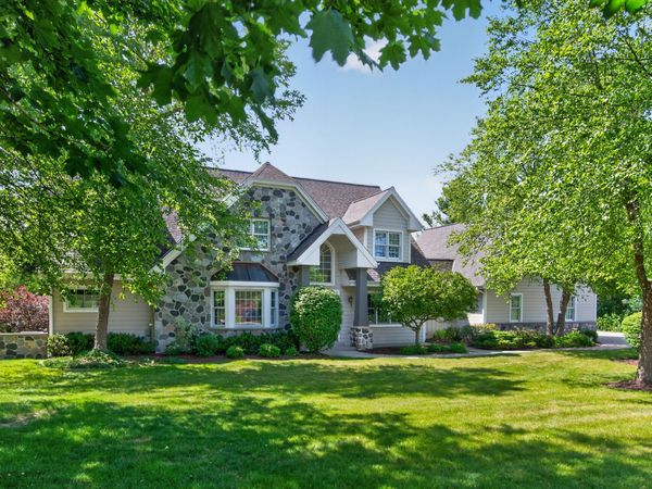 1475 Cedarton Pkwy, Cedarburg, WI 53024