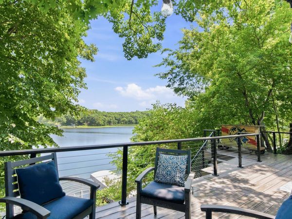 W288N8060 Park Dr, Merton, WI 53029