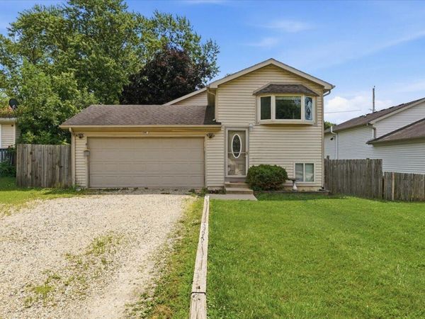 10463 268th Ct, Salem Lakes, WI 53179