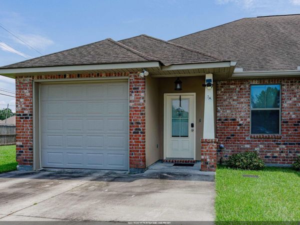 10664 Florida Blvd, Unit #1A, Walker, LA 70785