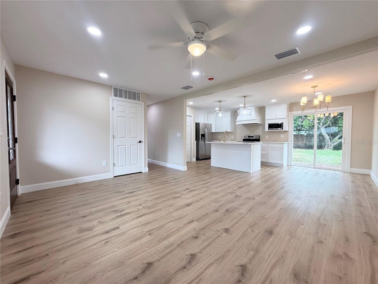 1427 Murillo Loop, Ruskin, FL 33570 Photo