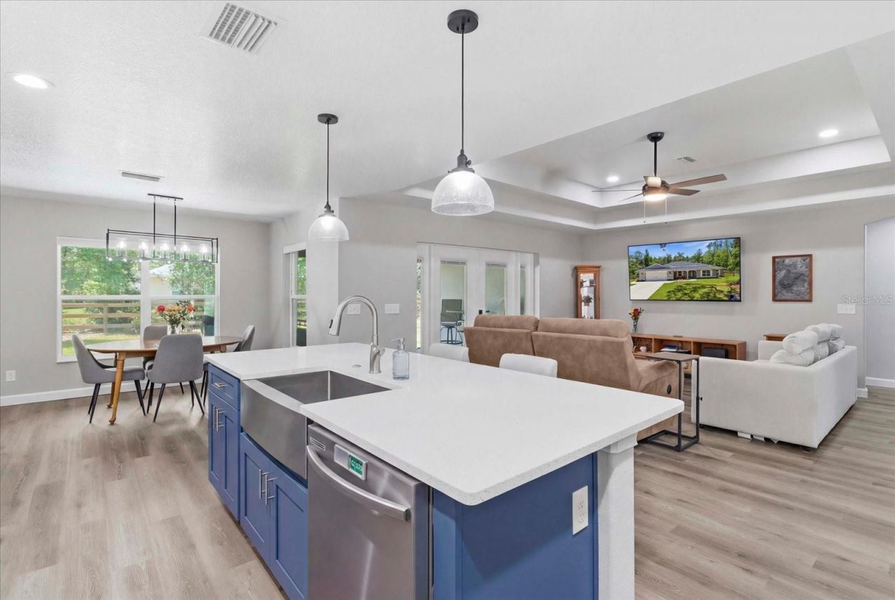 232 E Falcon Street, Dunnellon, FL 34434 Photo
