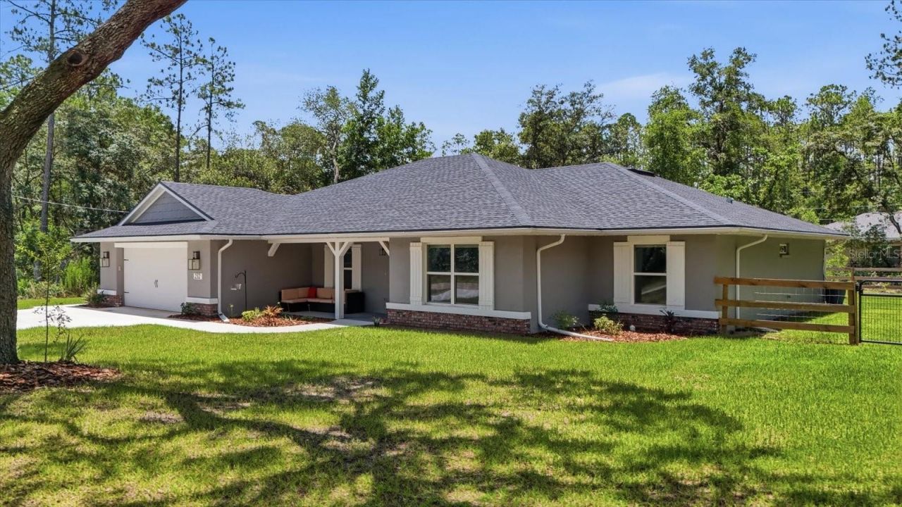 232 E Falcon Street, Dunnellon, FL 34434 Photo