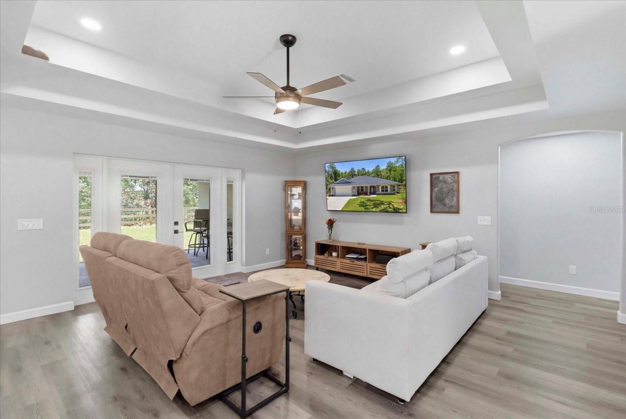 232 E Falcon Street, Dunnellon, FL 34434 Photo