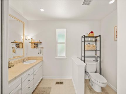 6050 Kenneth Way, Auburn, CA 95602 Photo