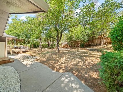 6050 Kenneth Way, Auburn, CA 95602 Photo