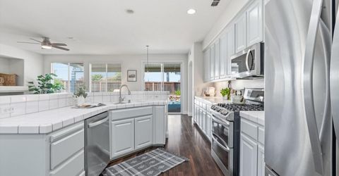 9445 Brookmont Ct, Elk Grove, CA 95624 Photo