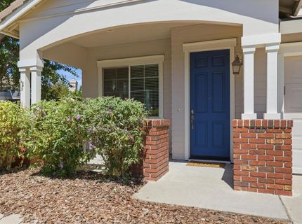9445 Brookmont Ct, Elk Grove, CA 95624 Photo