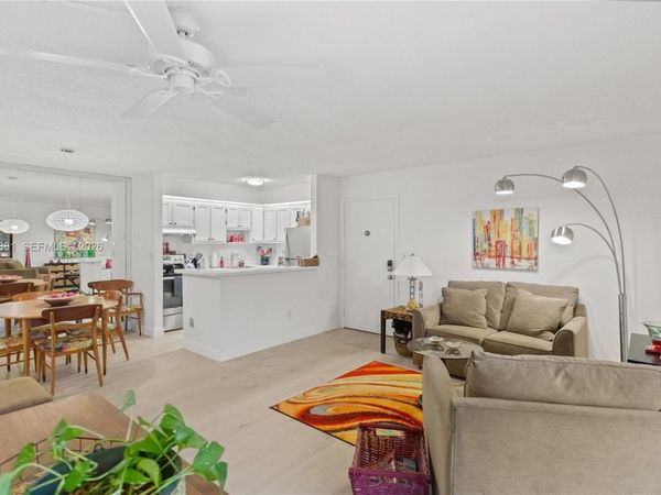 9930 S Belfort Cir, Unit 105, Tamarac, FL 33321