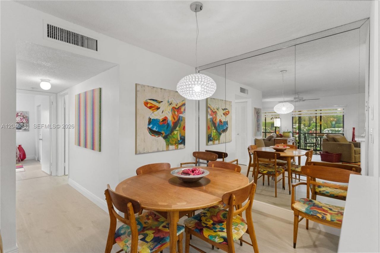 9930 S Belfort Cir, Unit 105, Tamarac, FL 33321 Photo