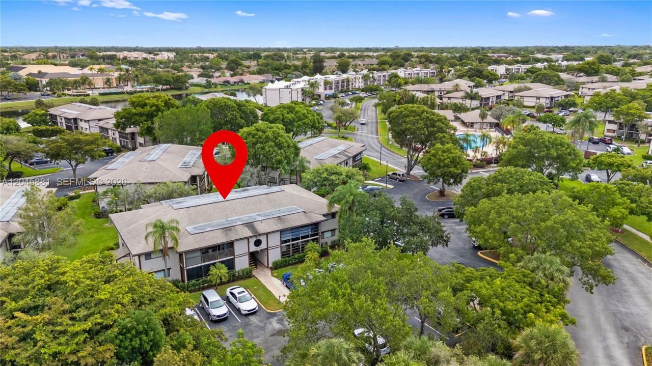 9930 S Belfort Cir, Unit 105, Tamarac, FL 33321 Photo
