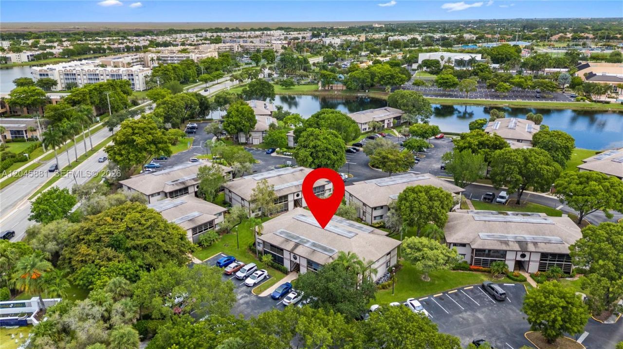 9930 S Belfort Cir, Unit 105, Tamarac, FL 33321 Photo