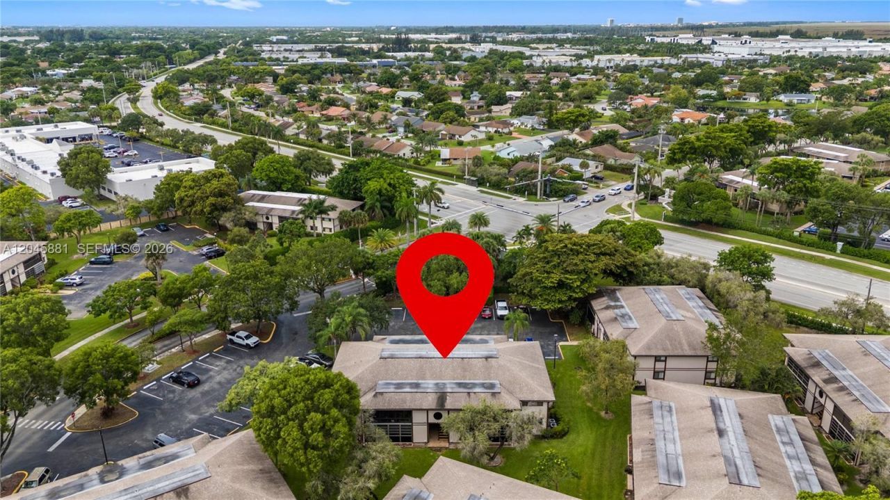 9930 S Belfort Cir, Unit 105, Tamarac, FL 33321 Photo
