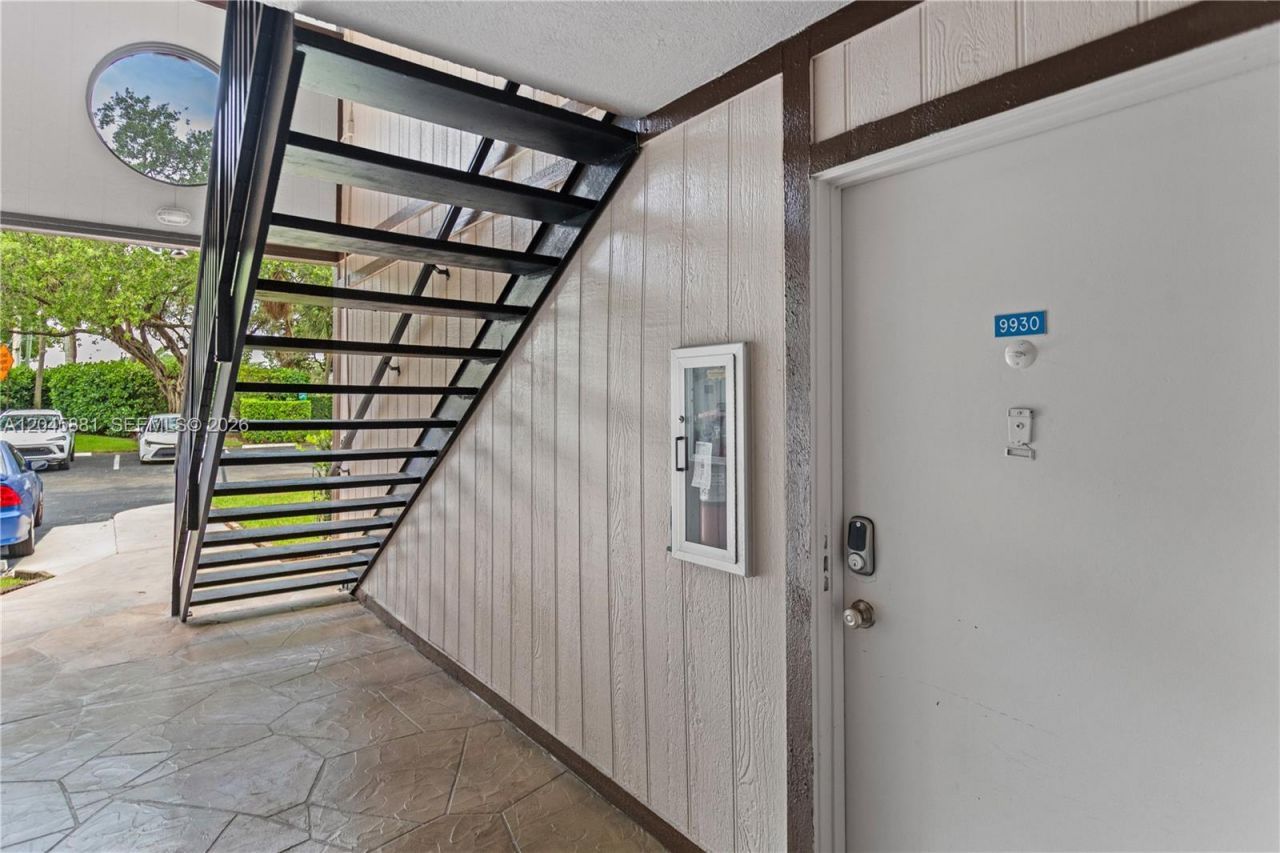 9930 S Belfort Cir, Unit 105, Tamarac, FL 33321 Photo