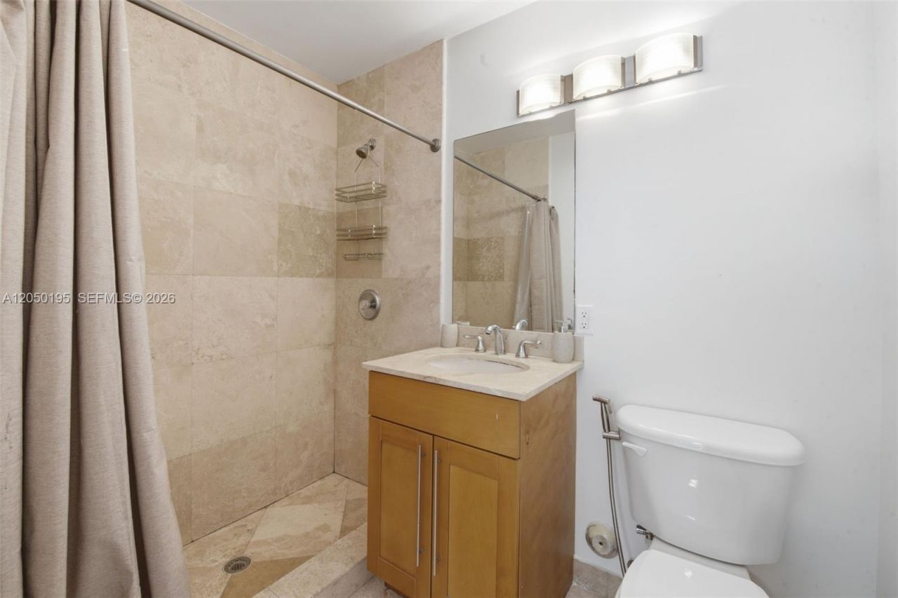 945 Michigan Ave , Unit 3, Miami Beach, FL 33139 Photo