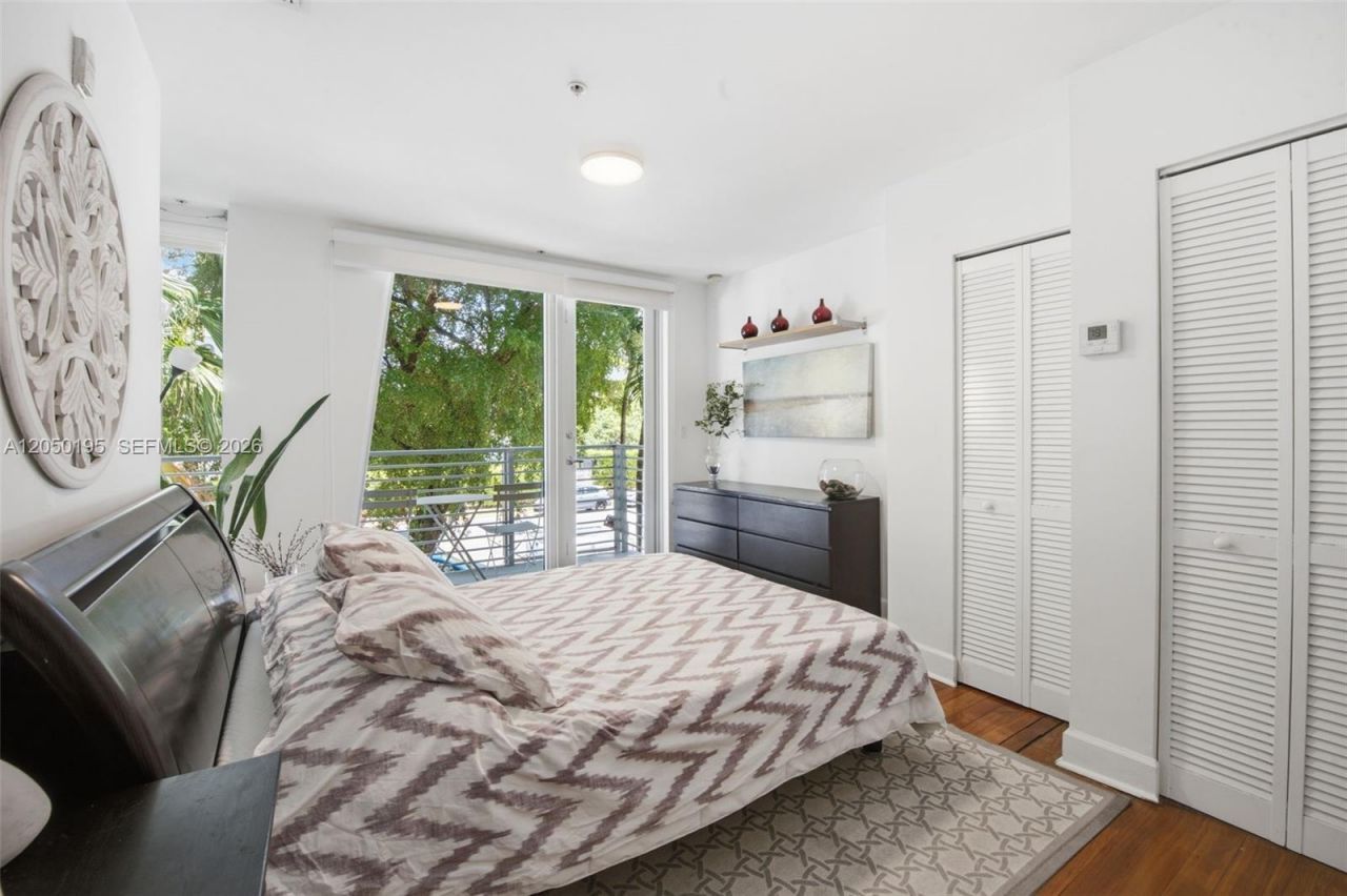 945 Michigan Ave , Unit 3, Miami Beach, FL 33139 Photo