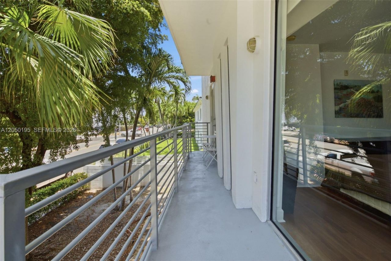 945 Michigan Ave , Unit 3, Miami Beach, FL 33139 Photo