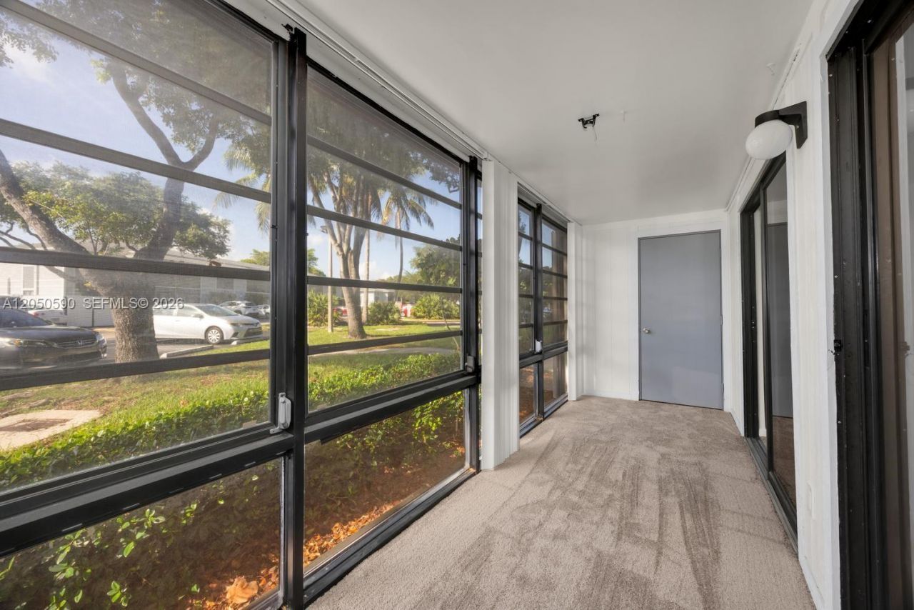 9711 Hammocks Blvd , Unit 108-K, Miami, FL 33196 Photo