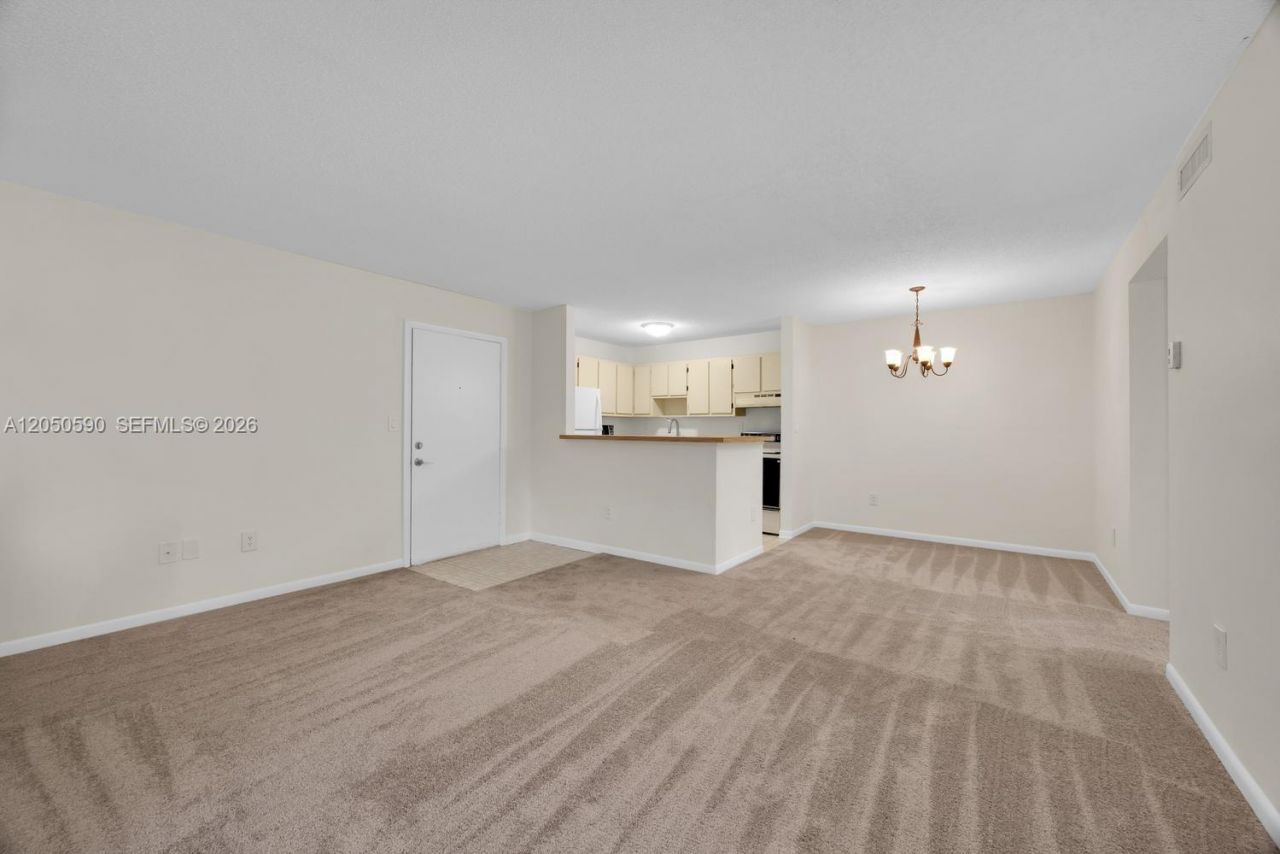 9711 Hammocks Blvd , Unit 108-K, Miami, FL 33196 Photo