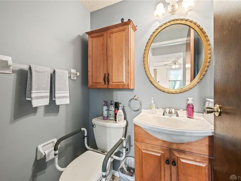 6308 Burkwood Drive, Clayton, OH 45315 Photo 21