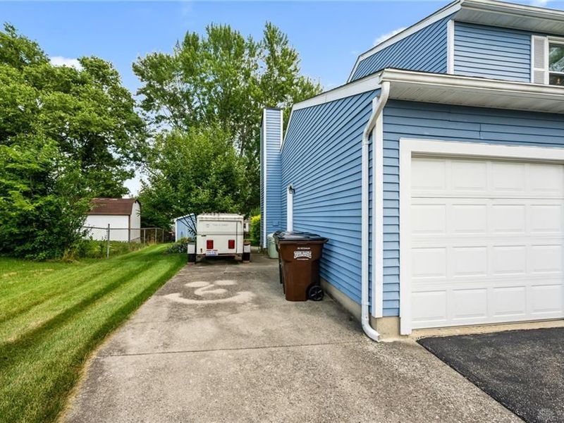 6308 Burkwood Drive, Clayton, OH 45315 Photo 45