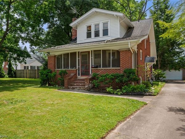 1506 Parkgate Avenue , Akron, OH 44313