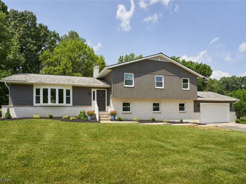 3762 Leewood Drive, Stow, OH 44224 Photo 1
