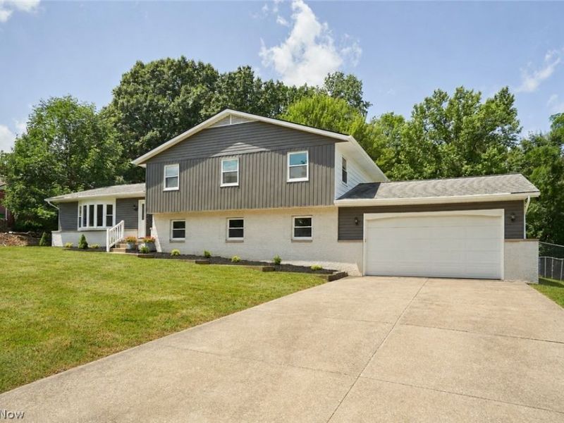 3762 Leewood Drive, Stow, OH 44224 Photo 2