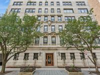 2912 N Commonwealth Avenue, Chicago, IL 60657 primary photo