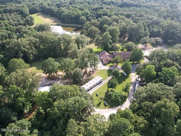 Woodlawn Road , Woodville, MS 39669