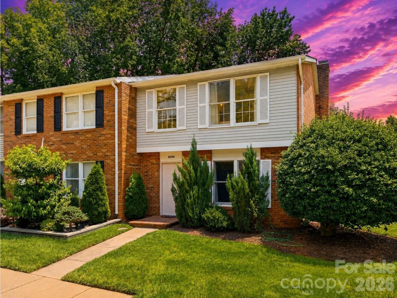 8208 Knights Bridge Road, Charlotte, NC 28210 Main Photo