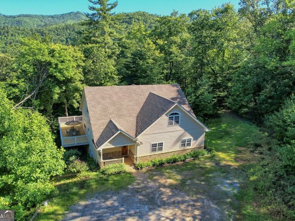 1068 Coleman River Road, Clayton, GA 30525